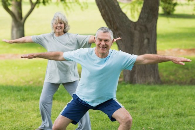 luyện tập thường xuyên làm giảm nguy cơ mắc bệnh loãng xương ở người cao tuổi