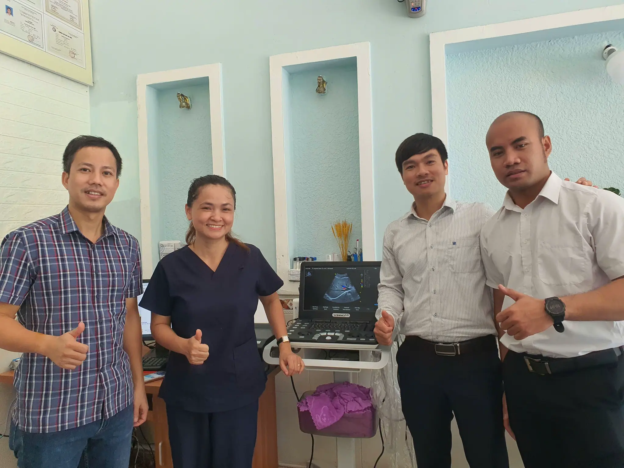 lap may sieu am xah tay cho bac si tai Da Nang