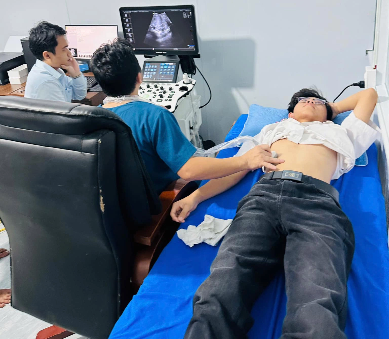 lap may sieu am vinno E10 plus cho PKĐK tai Ca Mau