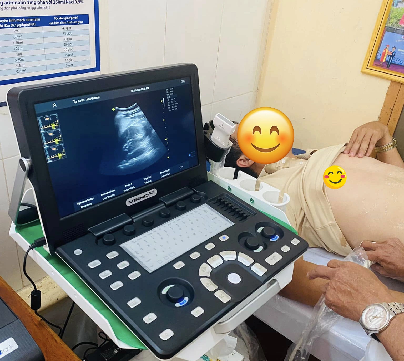 lắp máy siêu âm xách tay Vinno A3 cho bác sĩ tại Đồng Tháp