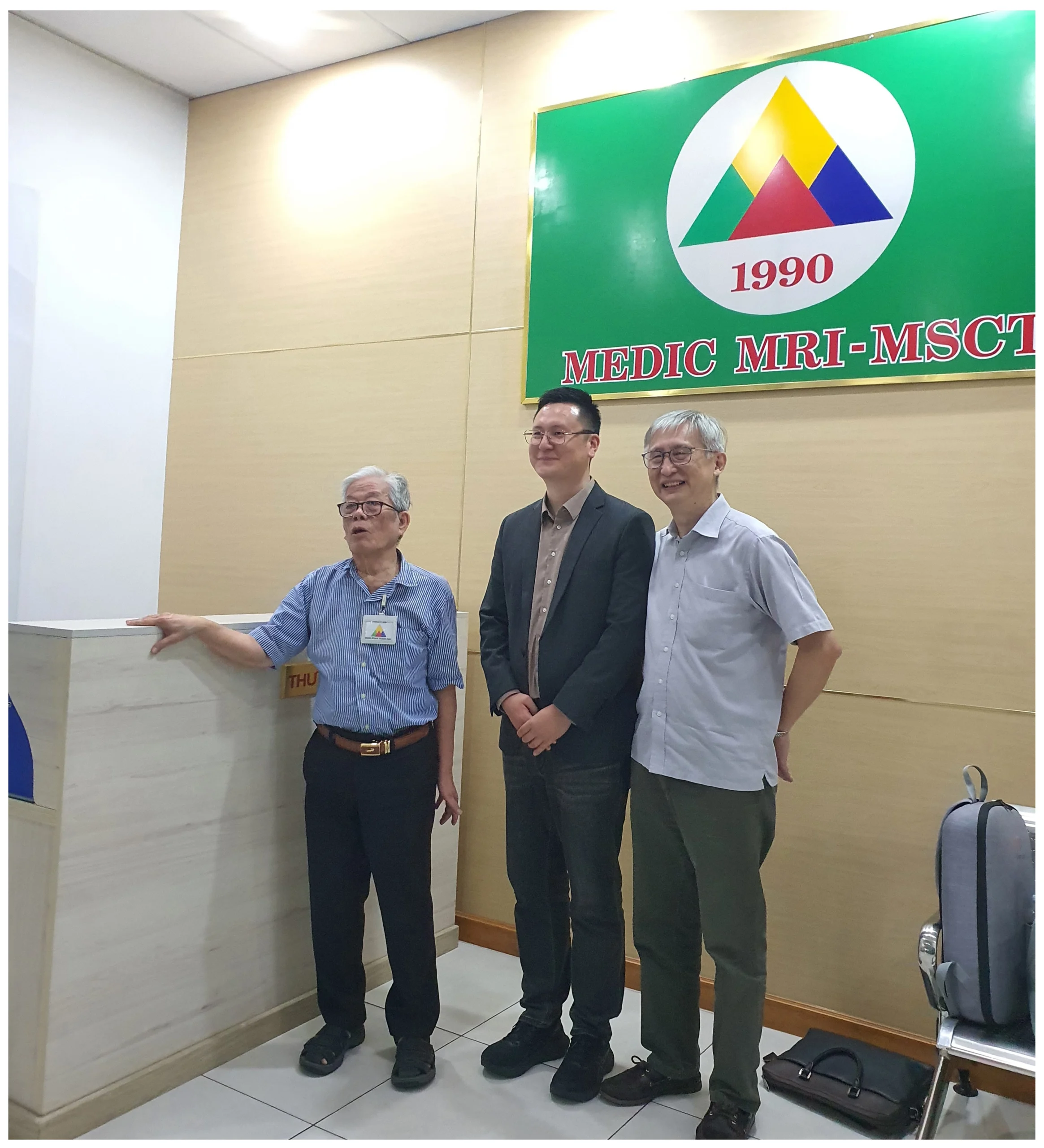 bàn giao máy đo đàn hồi gan, gan nhiễm mỡ cho Medic Hòa Hảo