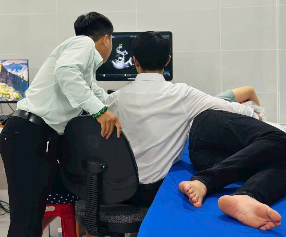 lắp máy siêu âm Vinno E10Plus cho BS tại Vĩnh Long