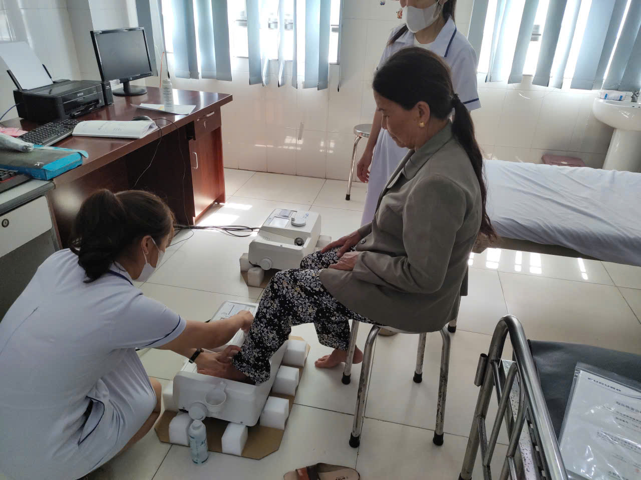 lắp máy đo loãng xương Furuno Nhật Bản tại Phú Yên