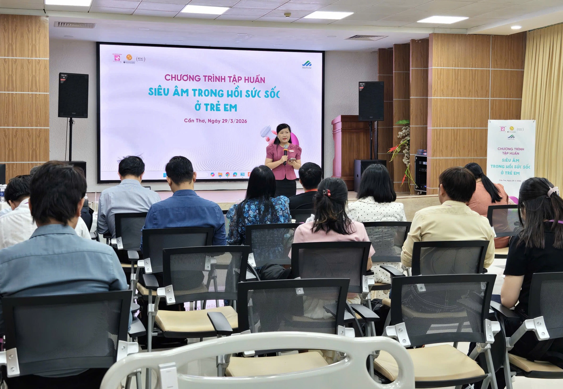 Chương trình tập huấn "SIÊU ÂM TRONG HỒI SỨC SỐC Ở TRẺ EM"