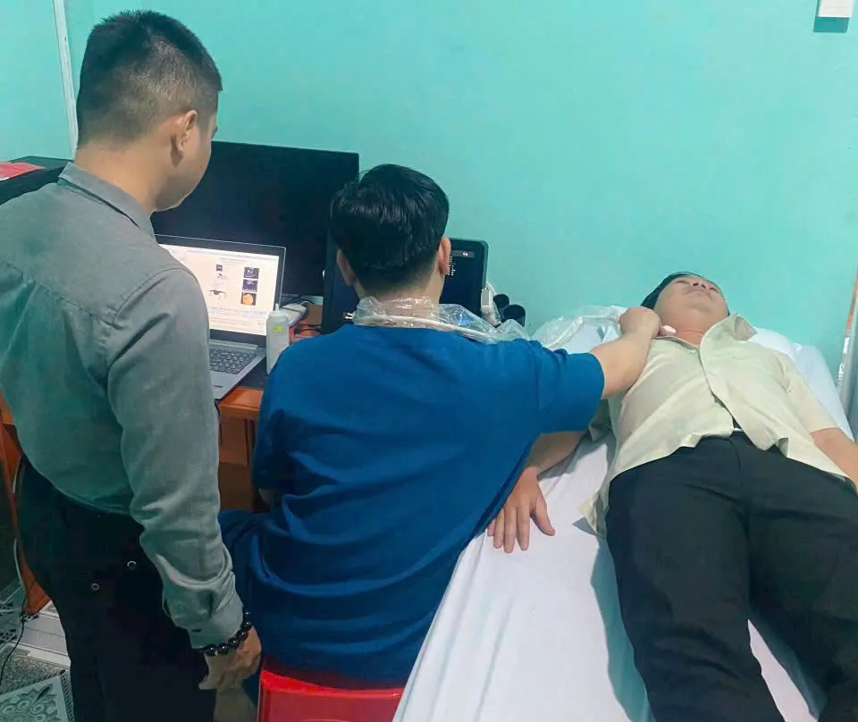 lắp máy siêu âm xách tay Vinno A3